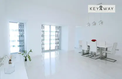 Apartment - 2 Bedrooms - 3 Bathrooms for sale in Cayan Tower - Dubai Marina - Dubai