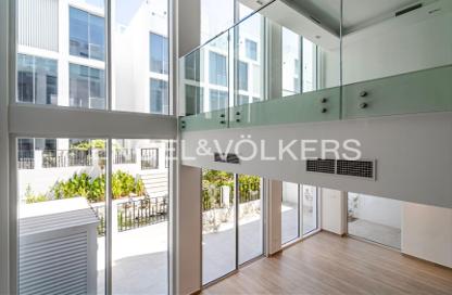 Villa - 4 Bedrooms - 5 Bathrooms for rent in Ixora - Al Barari - Dubai