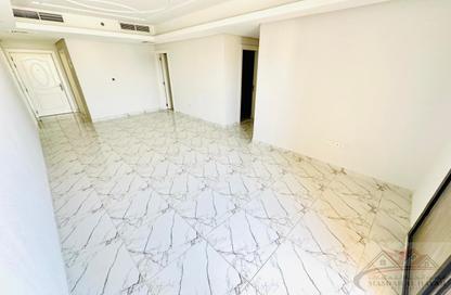 Apartment - 3 Bedrooms - 3 Bathrooms for rent in Muwaileh 29 Building - Muwaileh - Sharjah