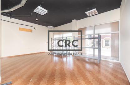 Retail - Studio - 1 Bathroom for rent in Building U03 - Italy Cluster - International City - Dubai