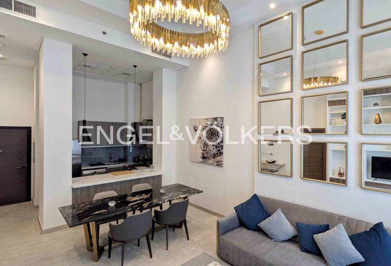 Available Now | High Ceiling | Fully Furnished photo 2