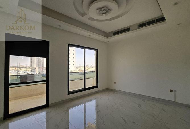 92280533 - Property Image 3