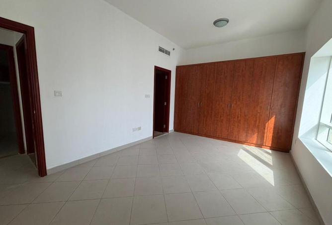 68683921 - Property Image 2