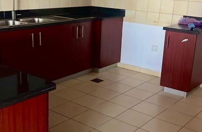 Apartment - 3 Bedrooms - 3 Bathrooms for rent in Rimal - Jumeirah Beach Residence - Dubai