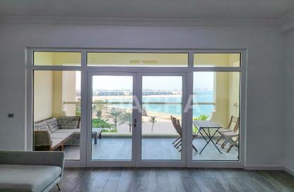 Apartment - 1 Bedroom - 1 Bathroom for rent in Jash Falqa - Shoreline Apartments - Palm Jumeirah - Dubai