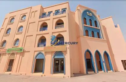 شقة - 1 حمام للايجار في ان10 - طراز فارسي - المدينة العالمية - دبي