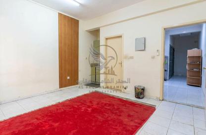 Apartment - Studio - 1 for rent in Al Butina 9 Building - Al Butina - Sharjah Apartment - Studio - 1 for rent in Al Butina 9 Building - Al Butina - Sharjah