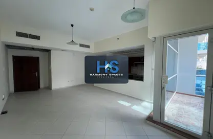 Apartment - 2 Bedrooms - 2 Bathrooms for rent in Cascades Tower - Dubai Marina - Dubai