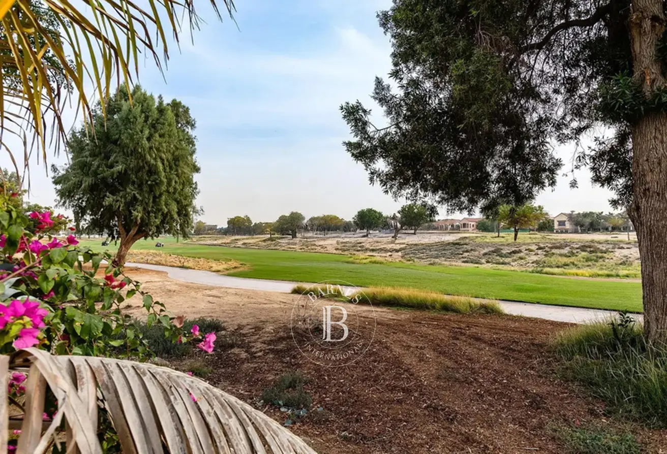 165582438 - Property Main Image