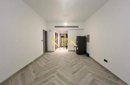 Apartment - 2 - 3 for rent in Empire Residence - District 17 - Jumeirah Village Circle - Dubai Apartment - 2 - 3 for rent in Empire Residence - District 17 - Jumeirah Village Circle - Dubai