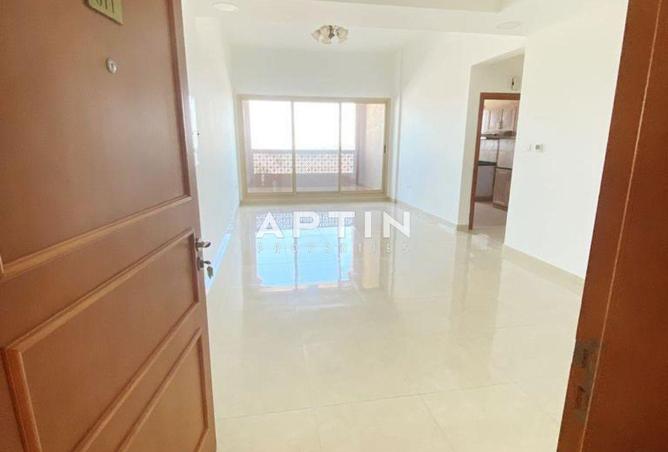 2 BHK with Balcony & Closed Kitchen | 3 Bath
