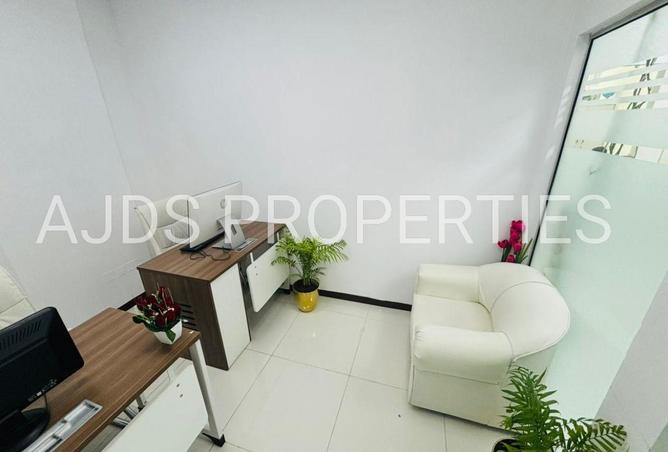 132006003 - Property Image 2