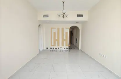 Apartment - 2 Bedrooms - 2 Bathrooms for rent in Muwaileh 29 Building - Muwaileh - Sharjah