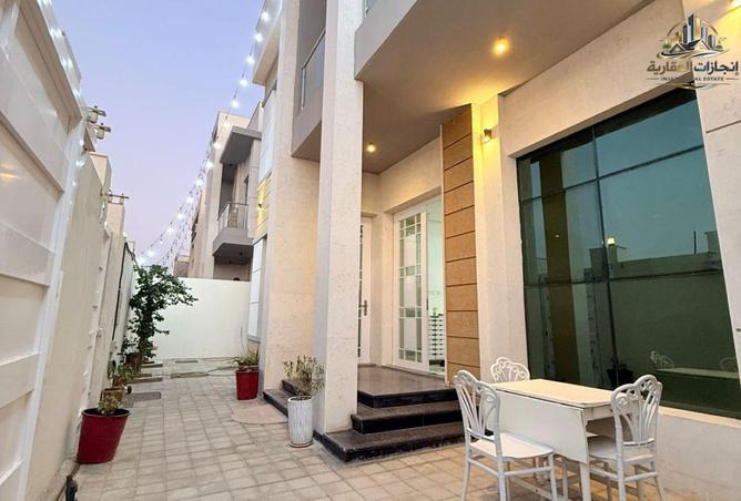 88327652 - Property Image 2