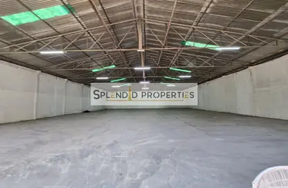 Warehouse - Studio - 1 Bathroom for rent in Al Khabisi - Deira - Dubai