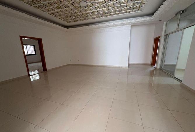 64435941 - Property Image 3