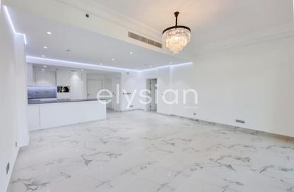 Apartment - 1 Bedroom - 2 Bathrooms for rent in Al Tamr - Shoreline Apartments - Palm Jumeirah - Dubai