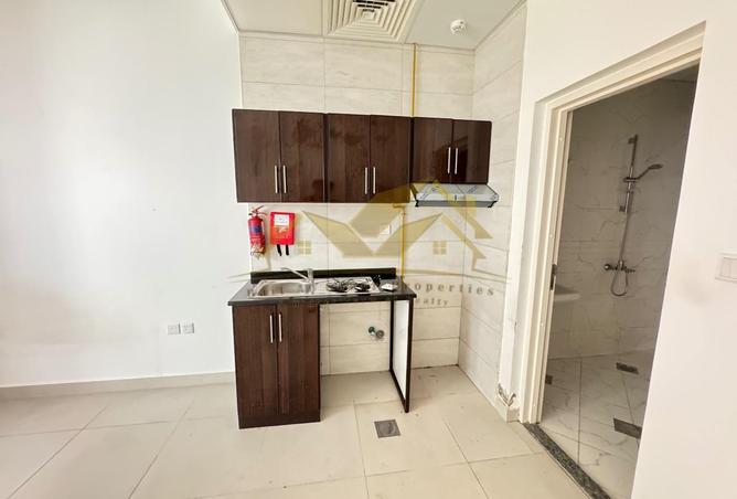 76597654 - Property Image 3