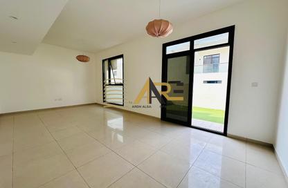 Townhouse - 3 Bedrooms - 4 Bathrooms for rent in Nasma Residence - Al Tai - Sharjah
