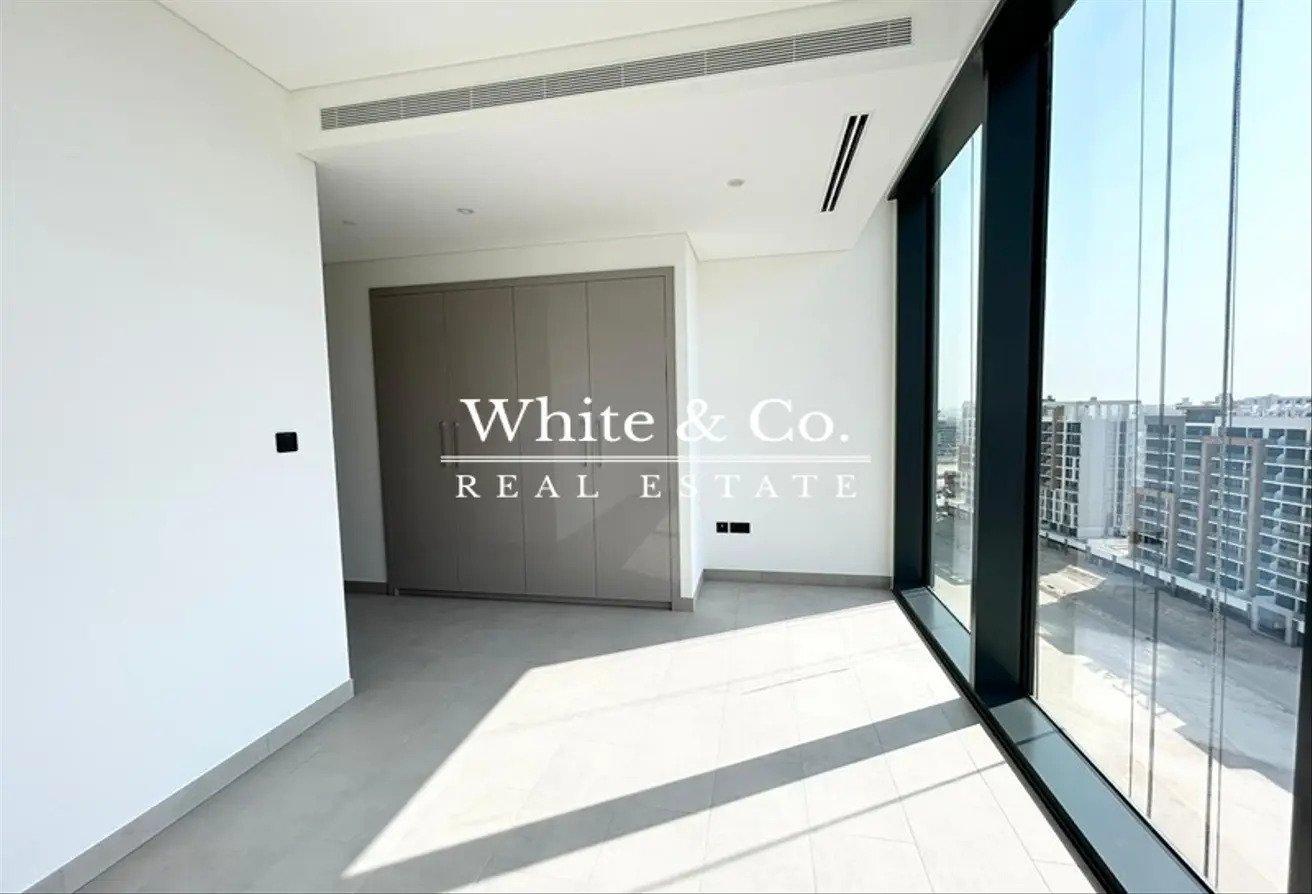 Top floor | Vacant June | Mega Rare layout photo 11