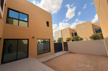 فيلا - 4 غرف نوم - 5 حمامات للايجار في مدينة الشارقة المستدامة - الشارقة