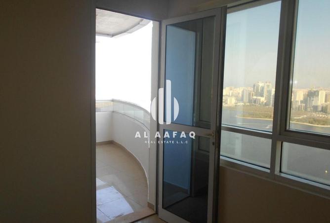 70268101 - Property Image 2