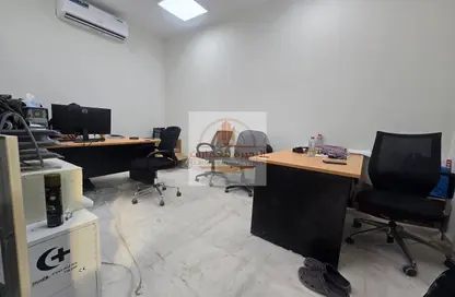 مستودع - استوديو - 1 حمام للايجار في منطقة الإمارات الصناعية الحديثة - أم القيوين