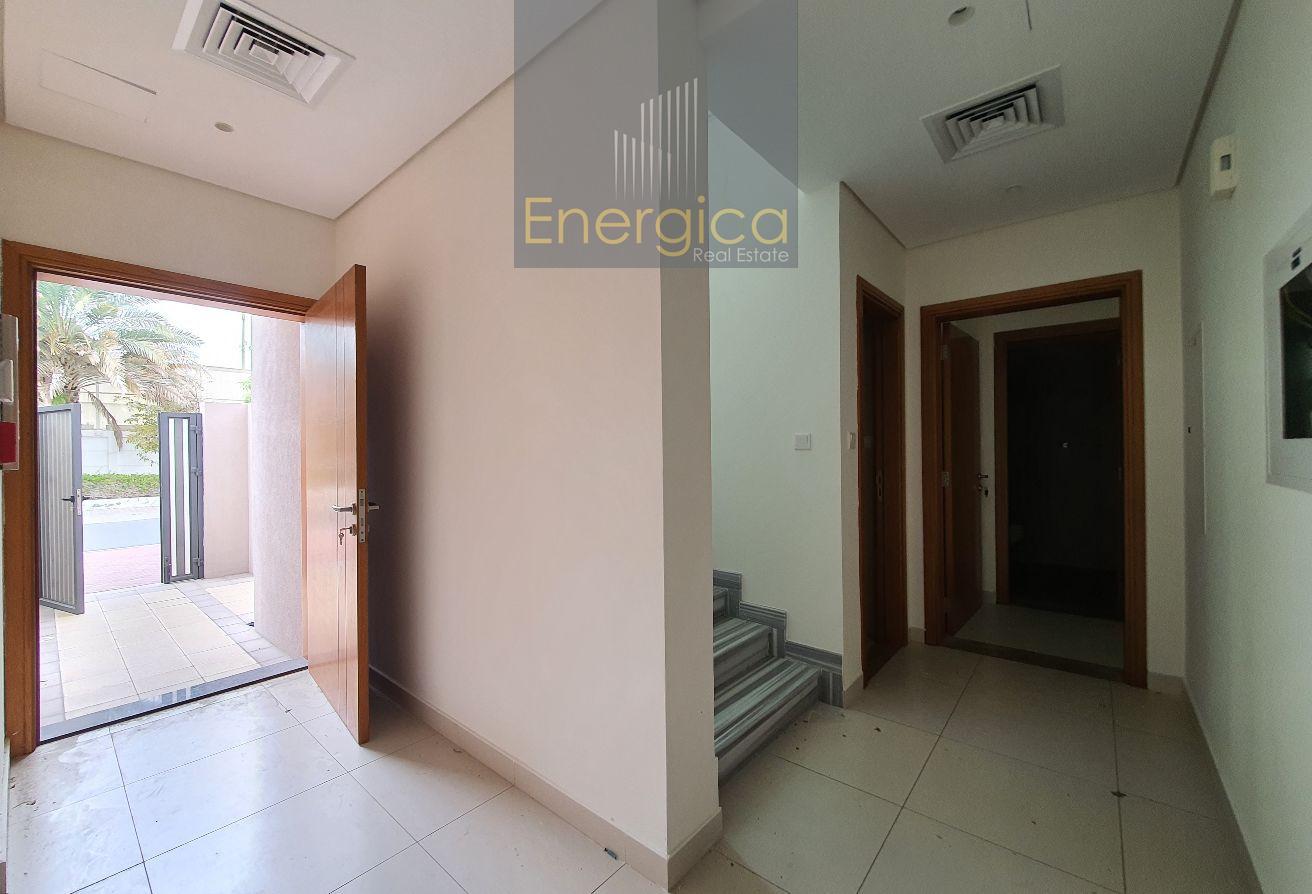 Modern And Bright 4BR Villa | Private Pool | Maid photo 6