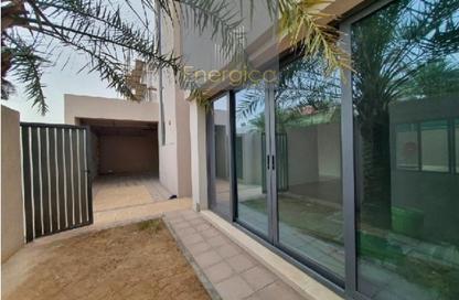 Villa - 4 - 5 for rent in Jumeirah 1 Villas - Jumeirah 1 - Jumeirah - Dubai