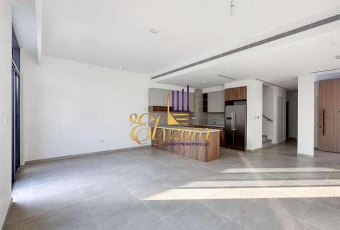 80701027 - Property Image 2