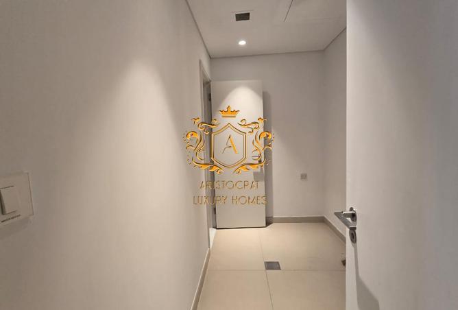 77373993 - صورة العقار 3