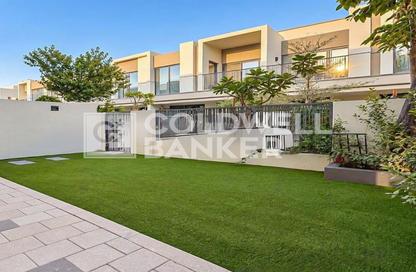 Townhouse - 3 - 4 for rent in Aura Gardens - Tilal Al Ghaf - Dubai