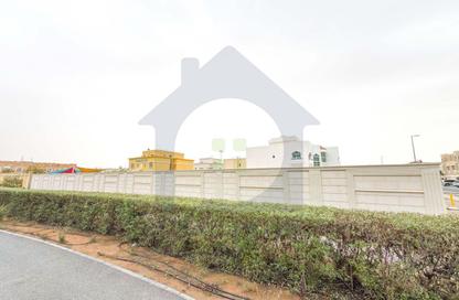 Villa - 4 Bedrooms - 6 Bathrooms for sale in Khalifa City - Abu Dhabi