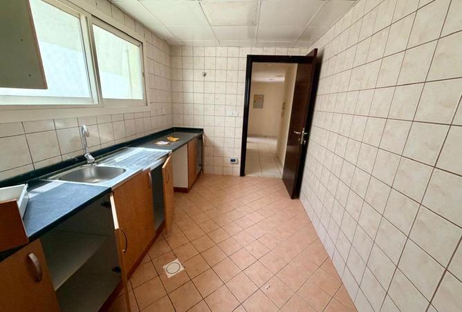 98282526 - Property Image 3