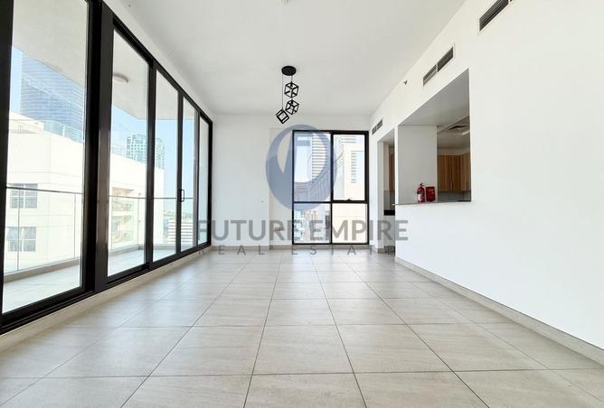 81930043 - Property Image 3