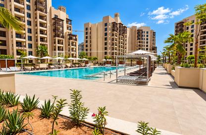 Apartment - 3 - 3 for sale in Lamaa Building 1 - Lamaa - Madinat Jumeirah Living - Umm Suqeim 3 - Umm Suqeim - Dubai