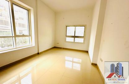 Apartment - 1 Bedroom - 2 Bathrooms for rent in Al Jawaher Building - International City Phase 2 - Al Warsan 4 - Al Warsan - Dubai