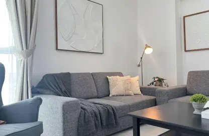 Apartment - 4 Bedrooms - 3 Bathrooms for rent in Waters Edge - Yas Island - Abu Dhabi