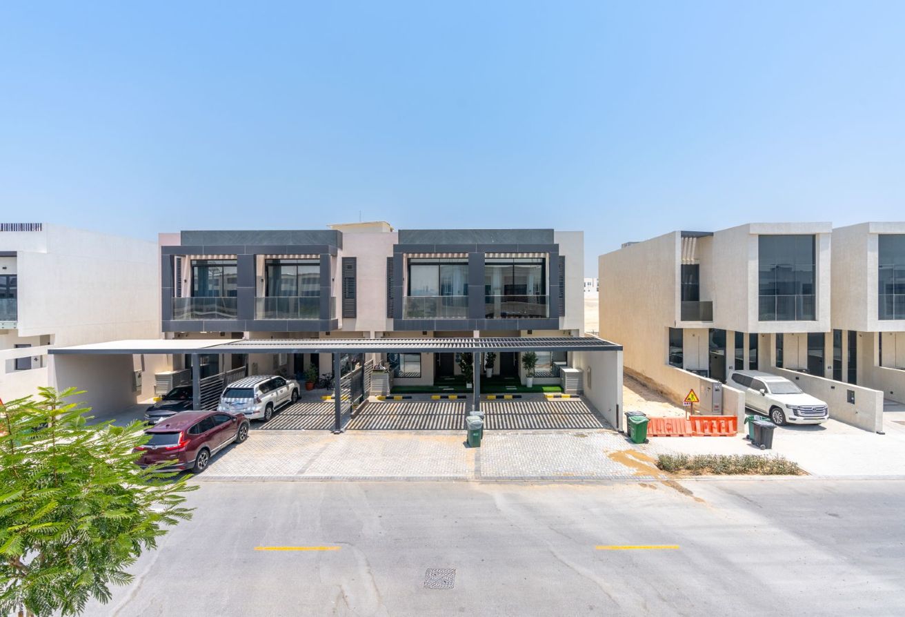 Unfurnished | Custom Built | Ready To Move In