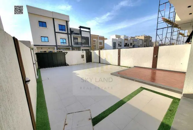 136549010 - Property Image 2