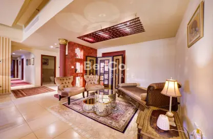 Apartment - 4 Bedrooms - 4 Bathrooms for sale in Rimal 5 - Rimal - Jumeirah Beach Residence - Dubai