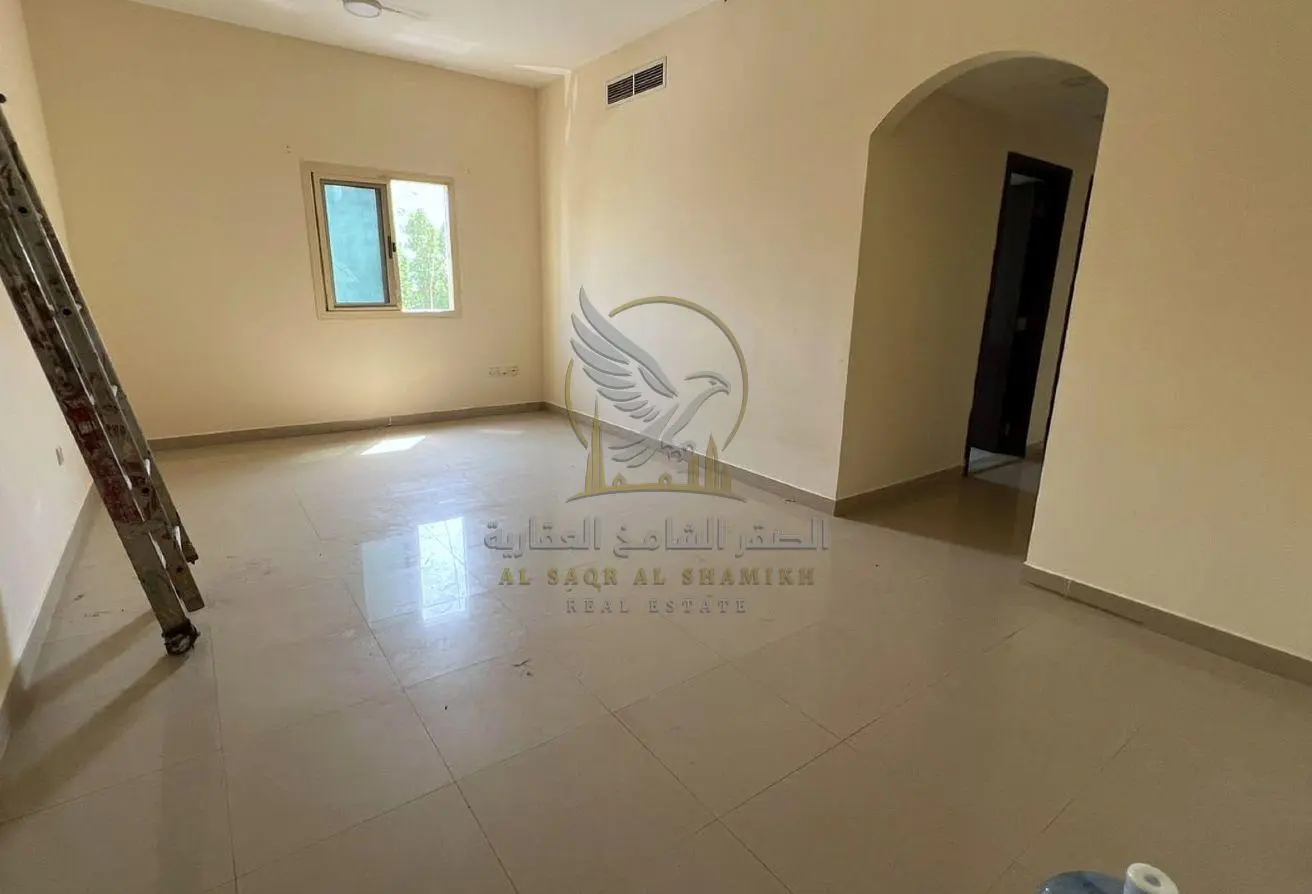 155521996 - Property Main Image