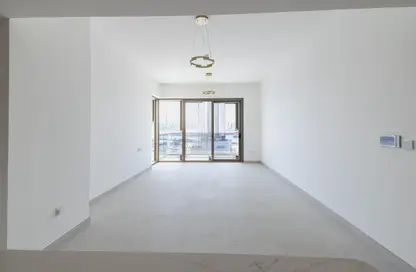 شقة - غرفة نوم - 1 حمام للايجار في ريفا ريزيدنس - مدينة دبي الملاحية - دبي