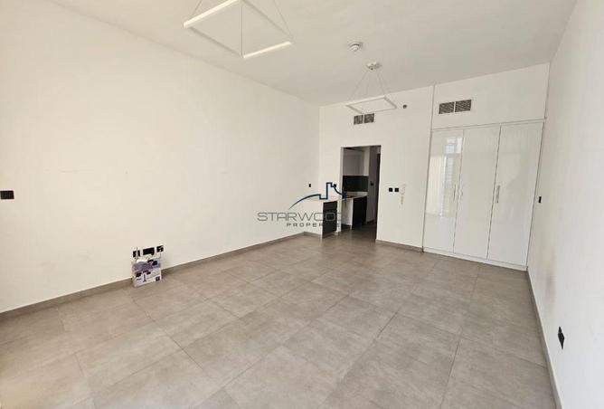 80713100 - Property Image 3