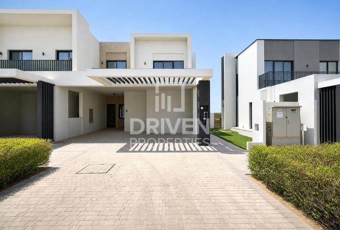 137877144 - Property Image 2