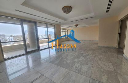 Apartment - 5 Bedrooms - 5 Bathrooms for rent in Al Majaz 3 - Al Majaz - Sharjah