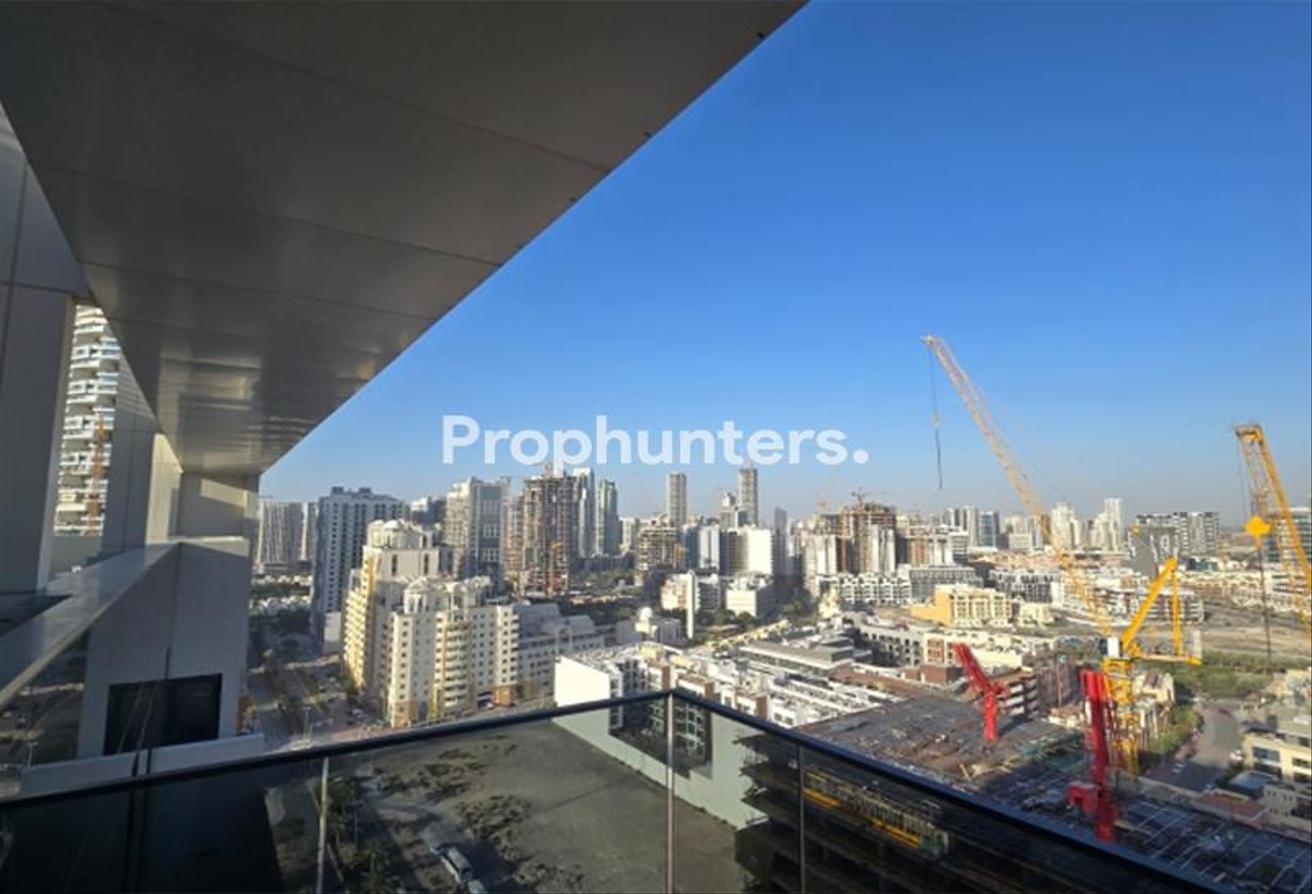 Bespoke Penthouse | Spacious Layout | Vacant photo 15