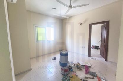 Apartment - 2 - 2 for rent in Fire Station Road - Muwaileh - Sharjah Apartment - 2 - 2 for rent in Fire Station Road - Muwaileh - Sharjah
