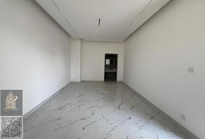 60910855 - Property Image 3