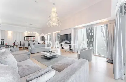 Apartment - 4 Bedrooms - 5 Bathrooms for rent in Cayan Tower - Dubai Marina - Dubai